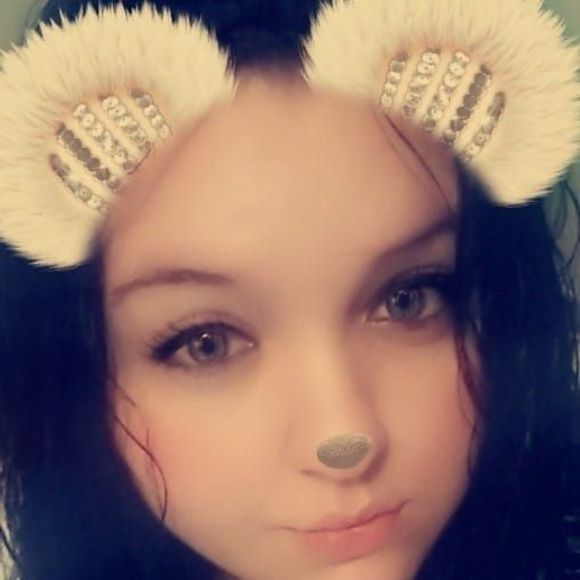 Meet your Posher, Brittney - Picture 1 of 1